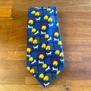 Pre own Salvatore Ferragamo tie
